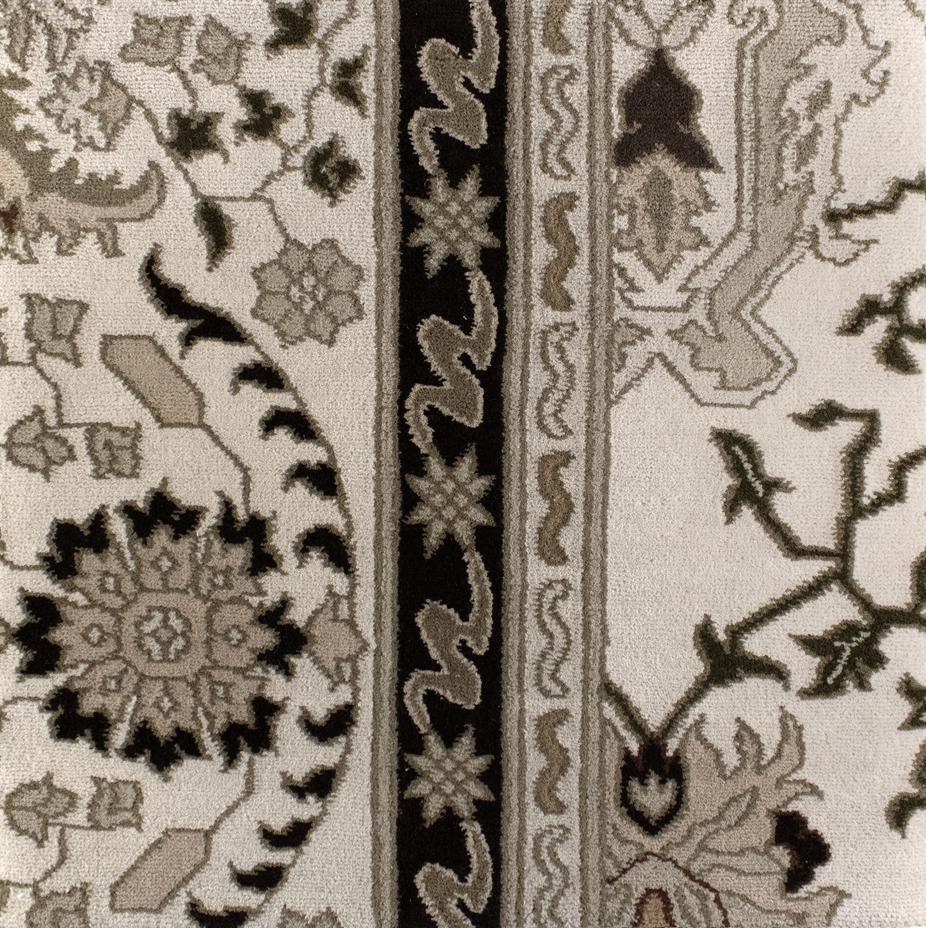 Bohemia Sample | 24" x 24"